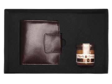 Коричневый